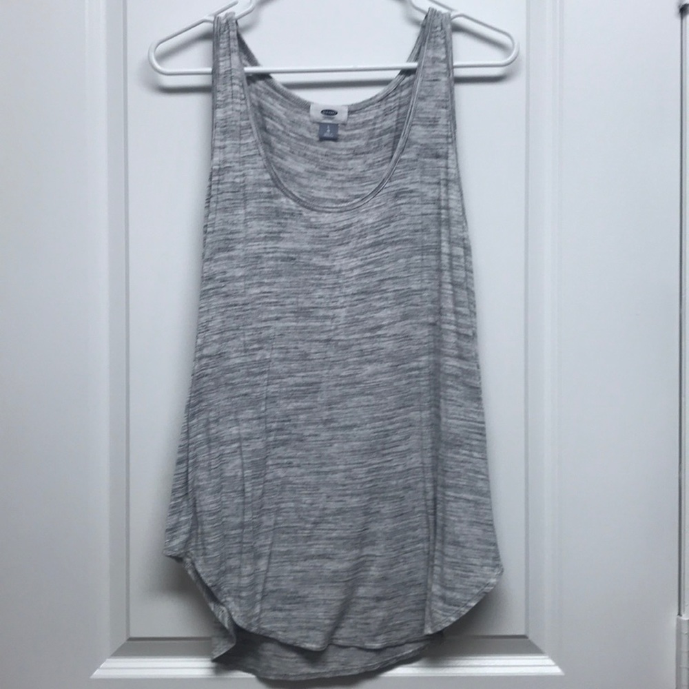 Large grey Old Navy tank